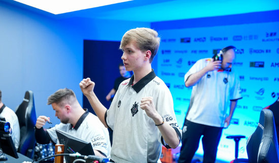 杭州LGD大鹅晋级第三轮A组，南京Hero遗憾淘汰