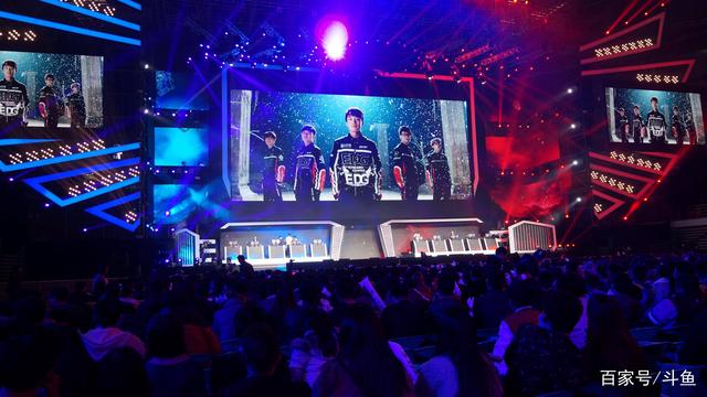 【前瞻】2025LPL春季赛 FPX vs LGD，FPX状态极差还能赢吗？